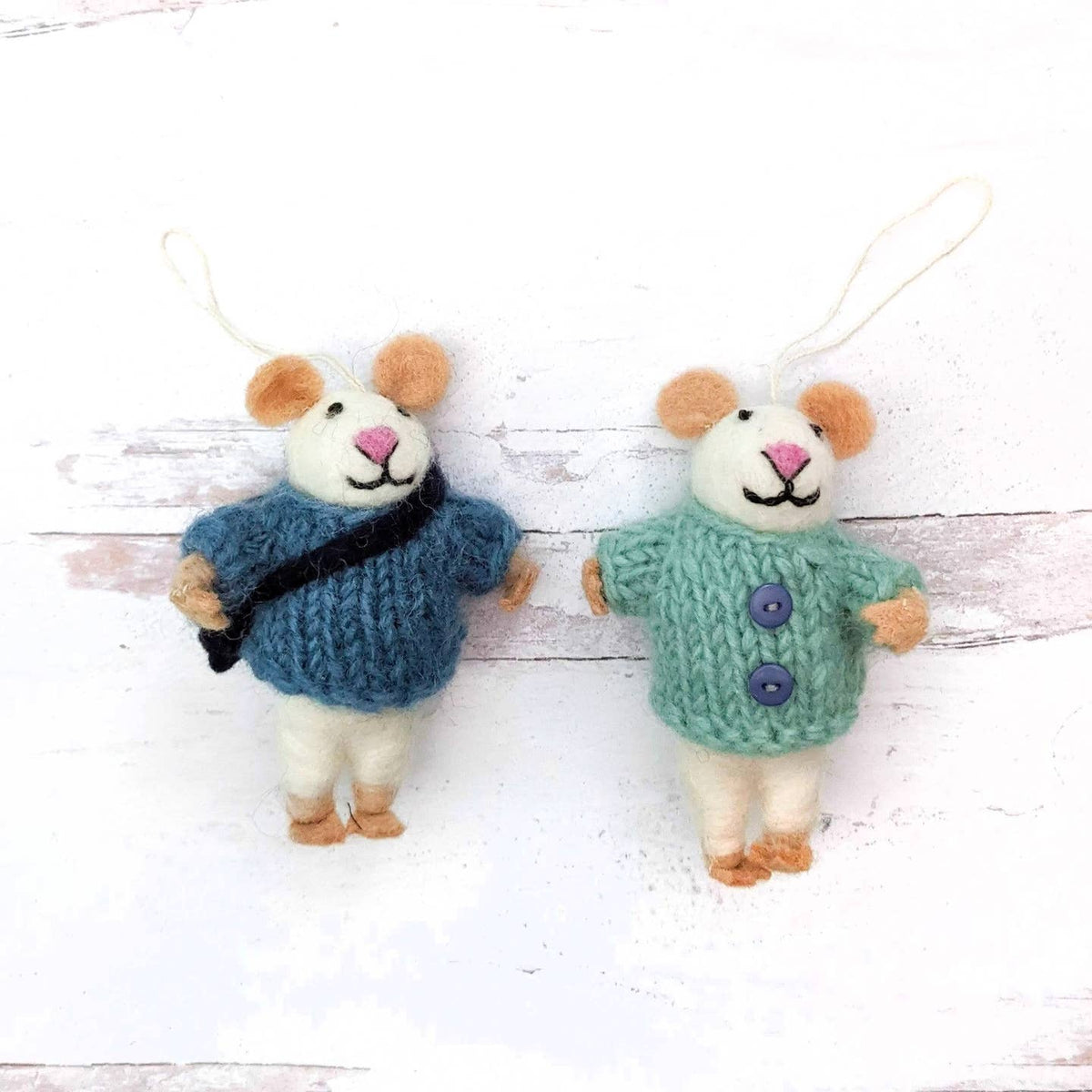 Wool Ornament Mouse