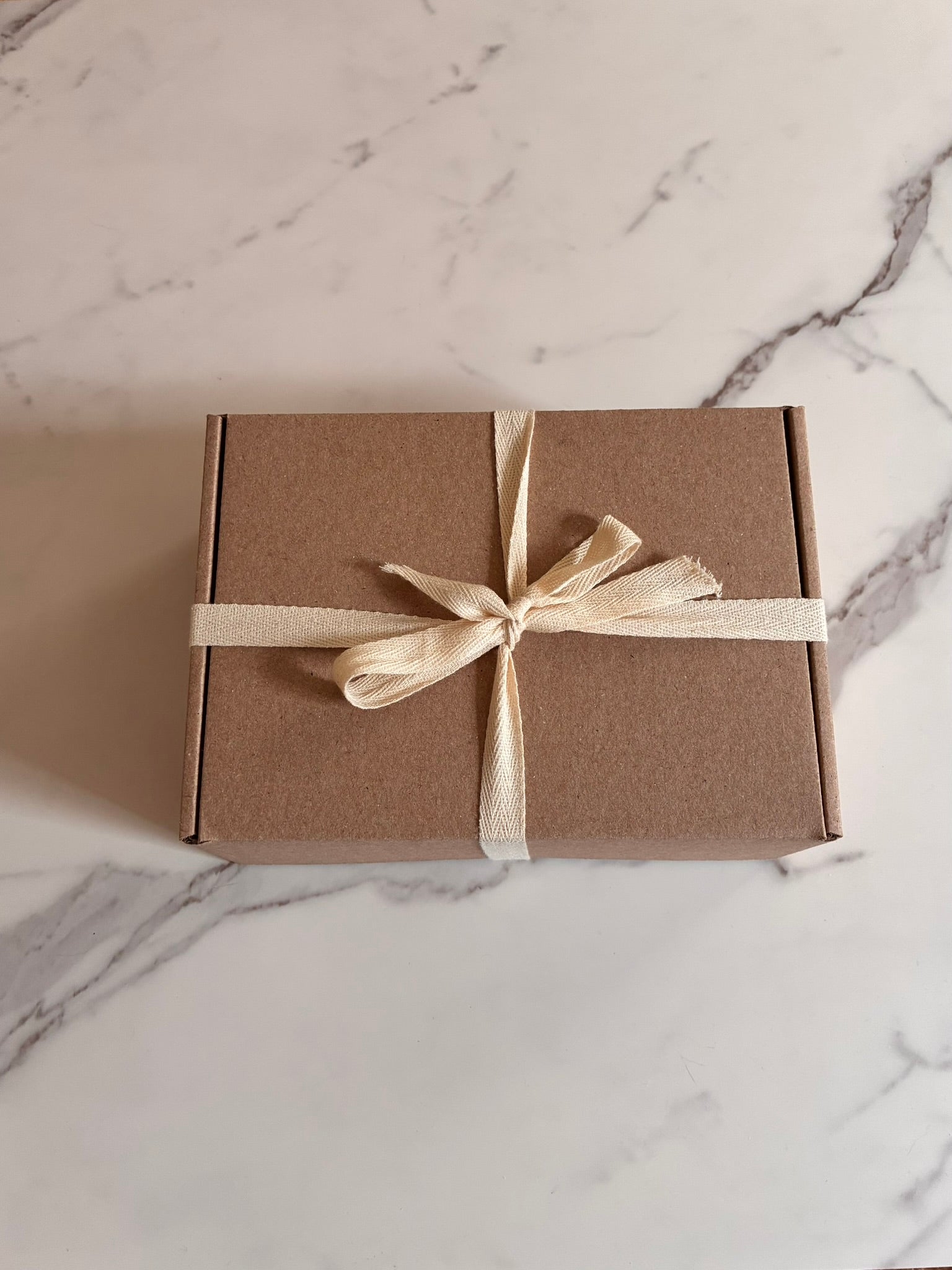 Low-Waste Host Gifts for Small NYC Apartments