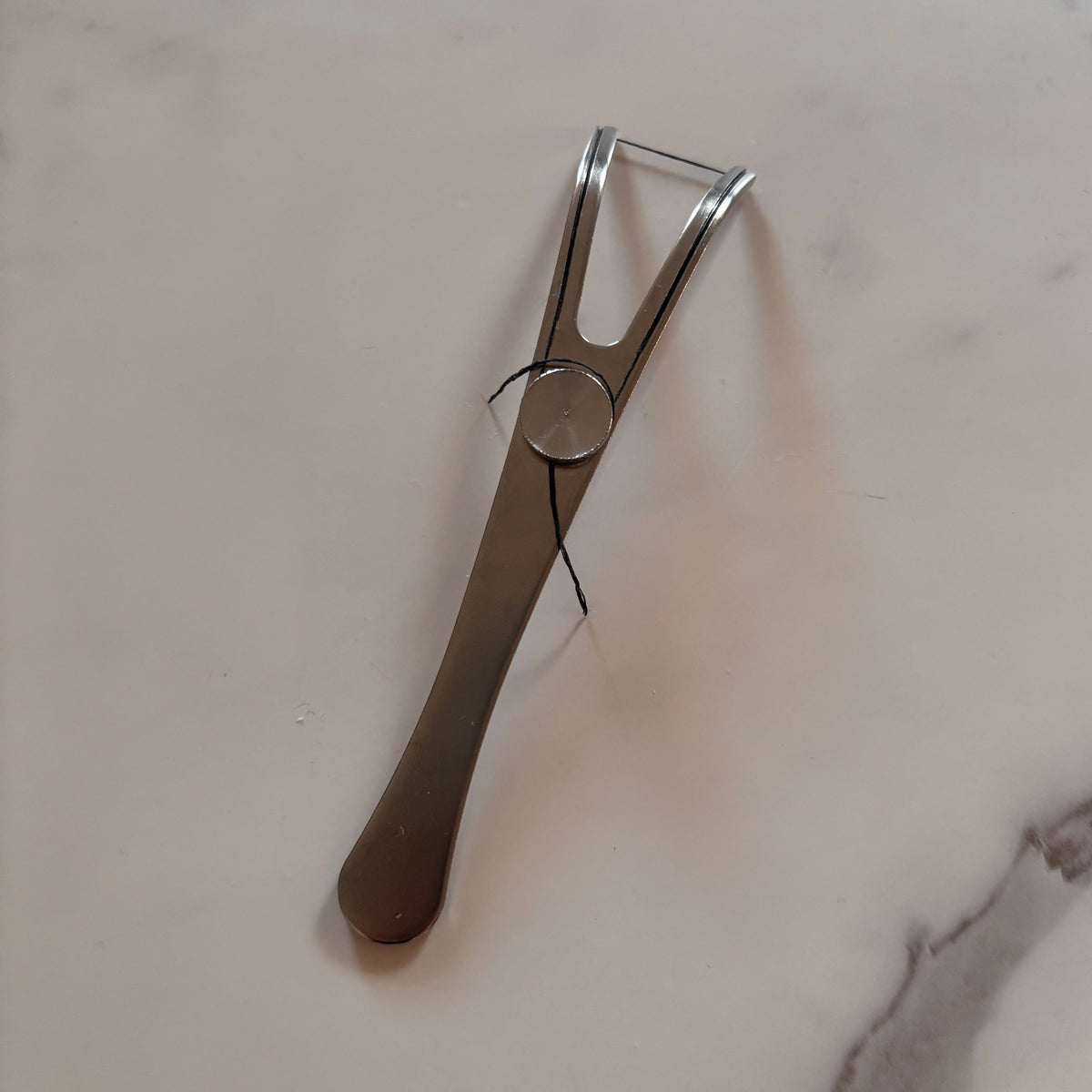 Dental Lace Stainless Steel Refillable Flosser

