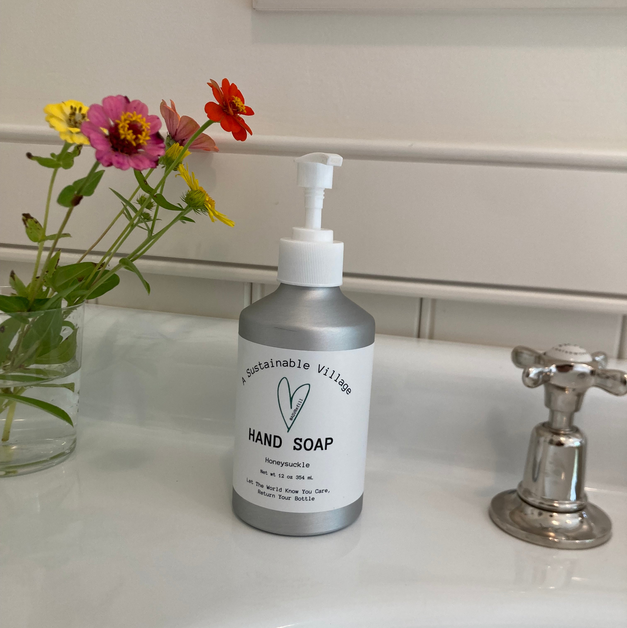 Hand Soap Honeysuckle in Aluminum bottle plastic free 