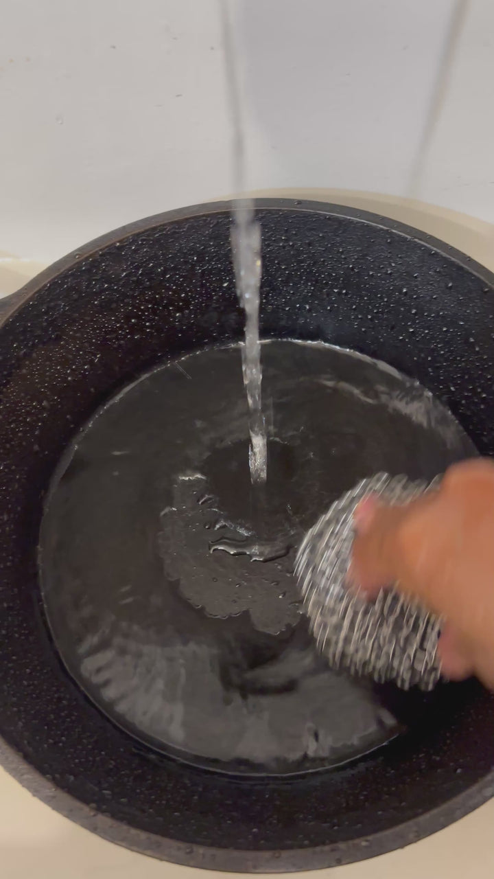 Cast Iron and Silicon Sponge demo on a Cast Iron Skillet